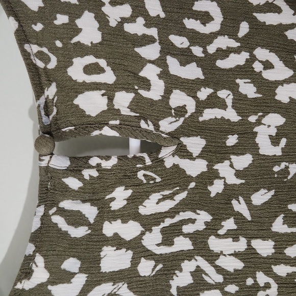 Olive Leopard Print Top - Picture 6 of 7